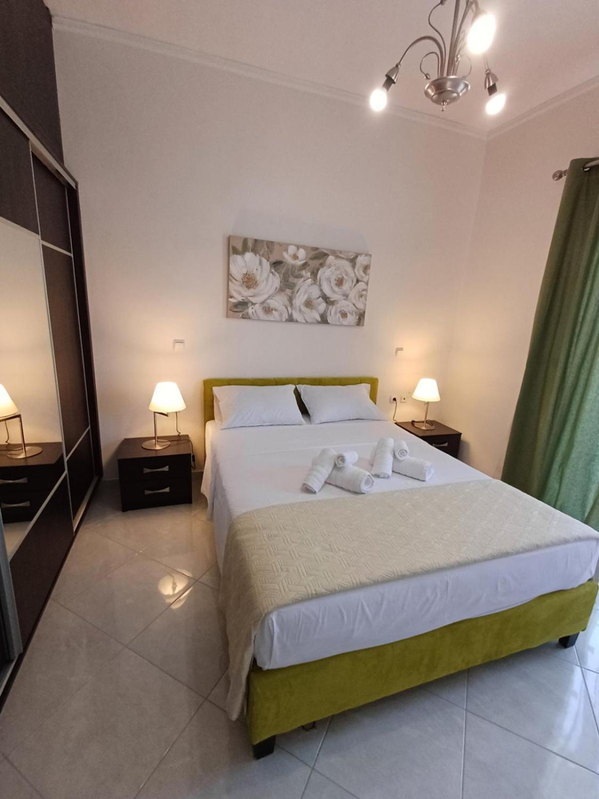 Luxury Apartment Amarynthos Exteriör bild